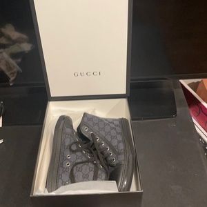 Navy blue Gucci sneakers worn once! Tags and box included
